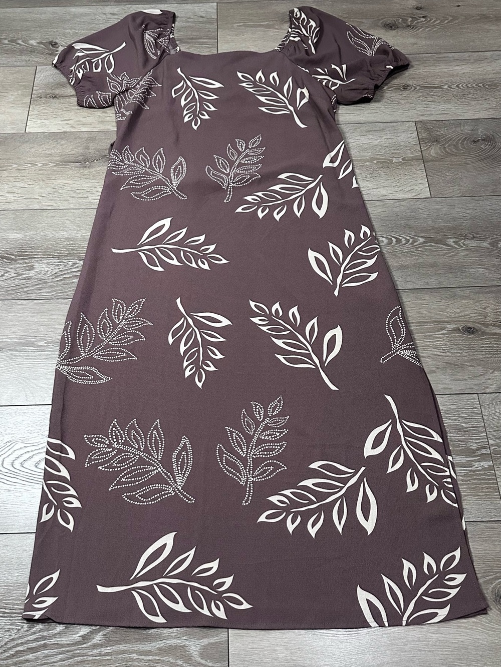 Absolutely Famous Square Neck Puff Sleeve Neutral Leaf Print Midi Dress - Picture 6 of 16
